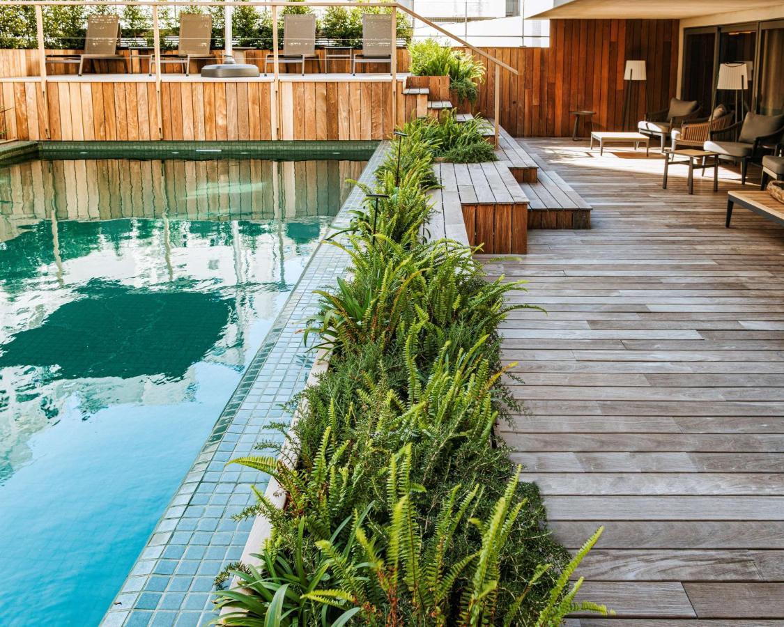 Hotel Costanero MGallery Montevideo Esterno foto The pool at the hotel