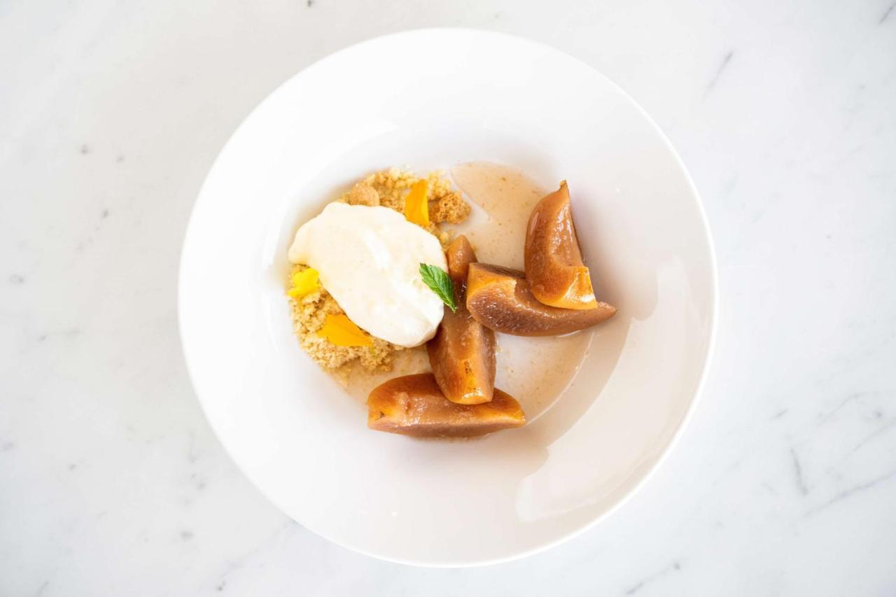 Hotel Costanero MGallery Montevideo Esterno foto A fig and honey dessert